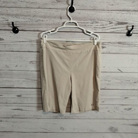"Counterparts" woman's shorts 🩳  - Picture 1 of 9